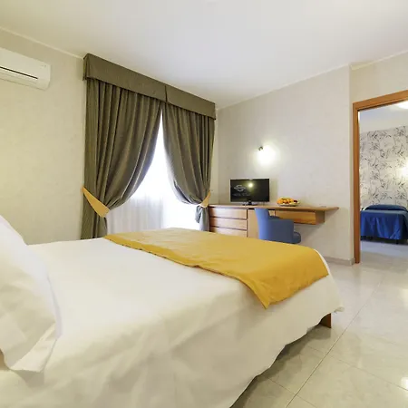 Setar Hotel 4*