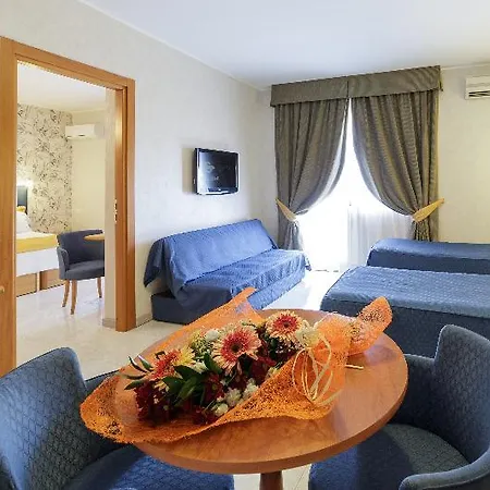 Setar Hotel 4*